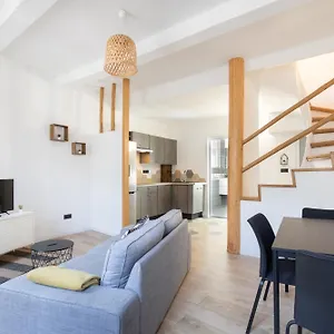 Le Duplex - Hypercentre - Wifi Appartement Carpentras